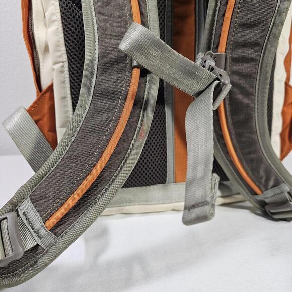Gregory Orange And Cream Backpack Hiking Trekking Climbing Gear Bag - Picture 9 of 15
